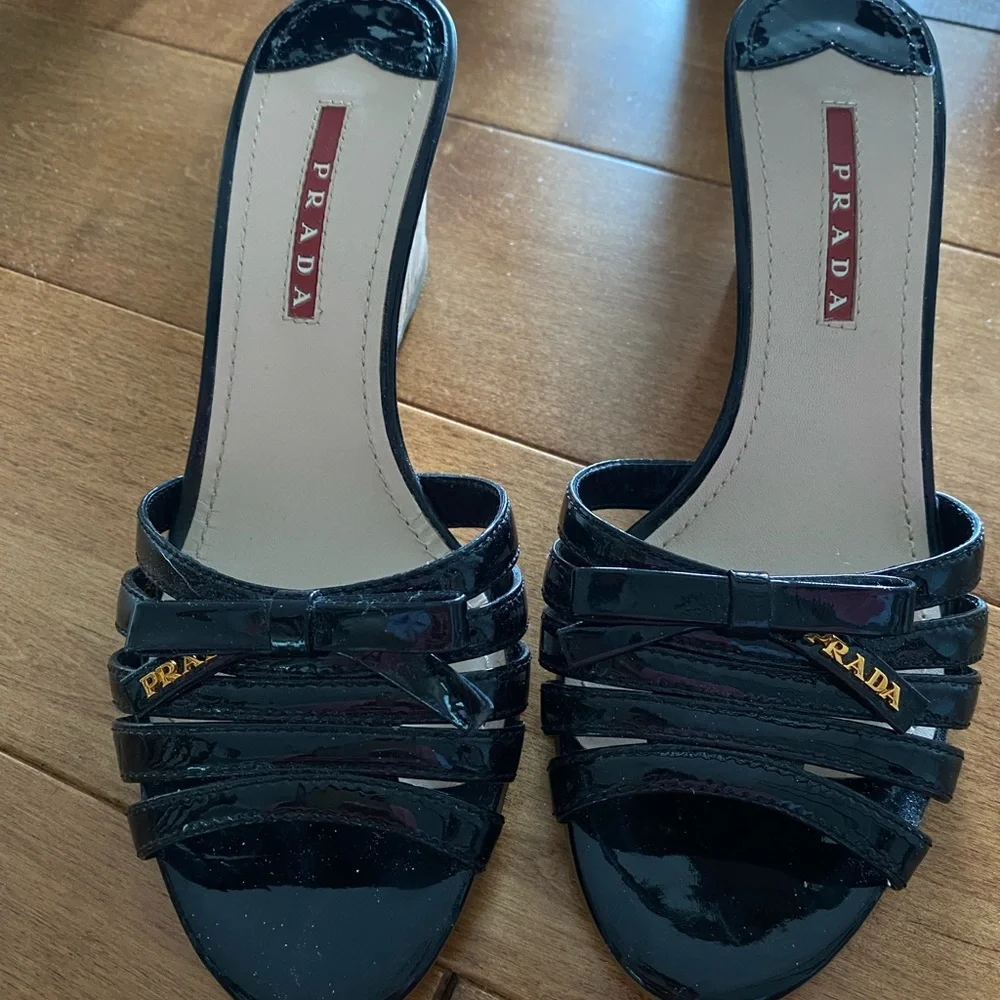 PRADA Black Patent Leather Cork Wedge Heel Sandals - Picture 4 of 5